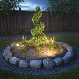 ledscom.de LED Gartenstrahler Aluminium 9,0 cm inkl. Erdspieß & Stecker weiß