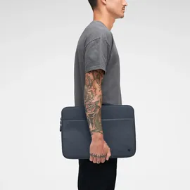 Incase A.R.C. Sleeve With ReSpun Navy (Blau) 16" Macbook M1-M4 (2021-2024) aus 100 % recyceltem Polyester