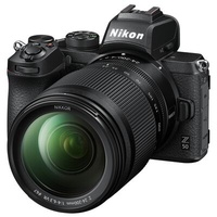Nikon Z50 + Nikkor Z 24-200 mm f/4,0-6,3 VR