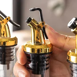 layba Ausgießer für Flaschen Gold mit Verschlusskappe aus Kunststoff in 10er Set