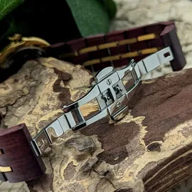 Holzwerk Germany Holzwerk MARLOW edle Strass Damen Holz Armbanduhr in lila, braun & gold