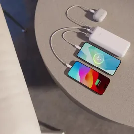 PURO Power Bank 20000 mAh mit zwei USB-A-Anschlüssen und einem USB-C-Schnellladeanschluss – inklusive Kabel - Weiß