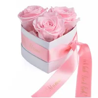 ROSEMARIE SCHULZ Heidelberg Rosenbox Herzform Geschenk zum Muttertag Blumen