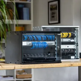 HMF 65704-02 Serverschrank 19 Zoll Rack