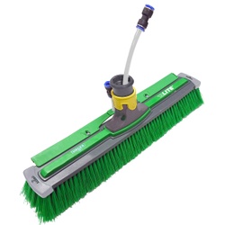 UNGER nLite Power Bürste, komplett, Reinigungsbürste mit Zusatzfunktionen, gesplissene Borsten (grün), 41 cm