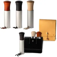 THE PEPPER HILL – „Peppermill Profi“ Pfefferschneide, 19 cm, mit einzigartigem doppelt kugelgelagerten Edelstahl-Mahlwerk für Bio-Kampot-Pfeffer - * Farbe: Eiche hell