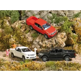 BUSCH 53700 - Nissan Navara rot 1:87