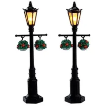 Lemax - OLD English LAMP POST, SET OF 2, B/O (4.5V)
