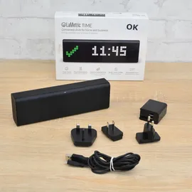 LaMetric Time 37X8 smarte WLAN-Uhr