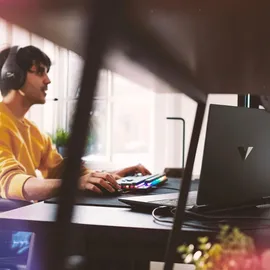 HP Victus 15-fa2701ng Intel Core i5-13420H 16 GB RAM 512 GB SSD RTX 4050