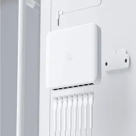 UBIQUITI networks Ubiquiti UniFi USW-Lite-8-PoE Managed Switch