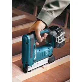 Makita Akku-Tacker