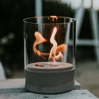 Das Original-B-Ethanolfeuer der Beske-Manufaktur | Tischkamin für den Betrieb mit Bioethanol | Modell 'Yali' | Ø14 cm, Höhe 19 cm | Stabiler Glaszylinder für stimmungsvolles Feuer