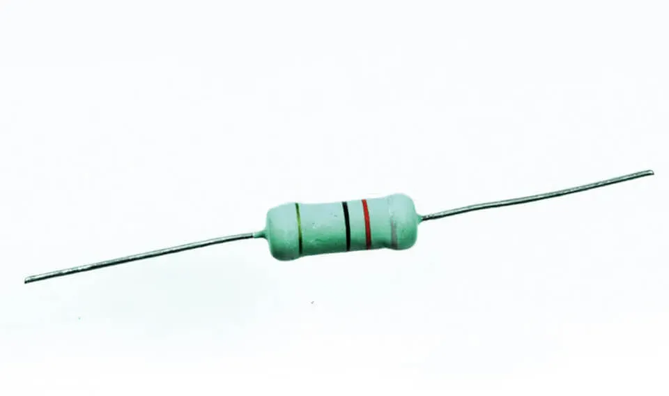 SHIN YO Lastwiderstand 82 Ohm 5 Watt