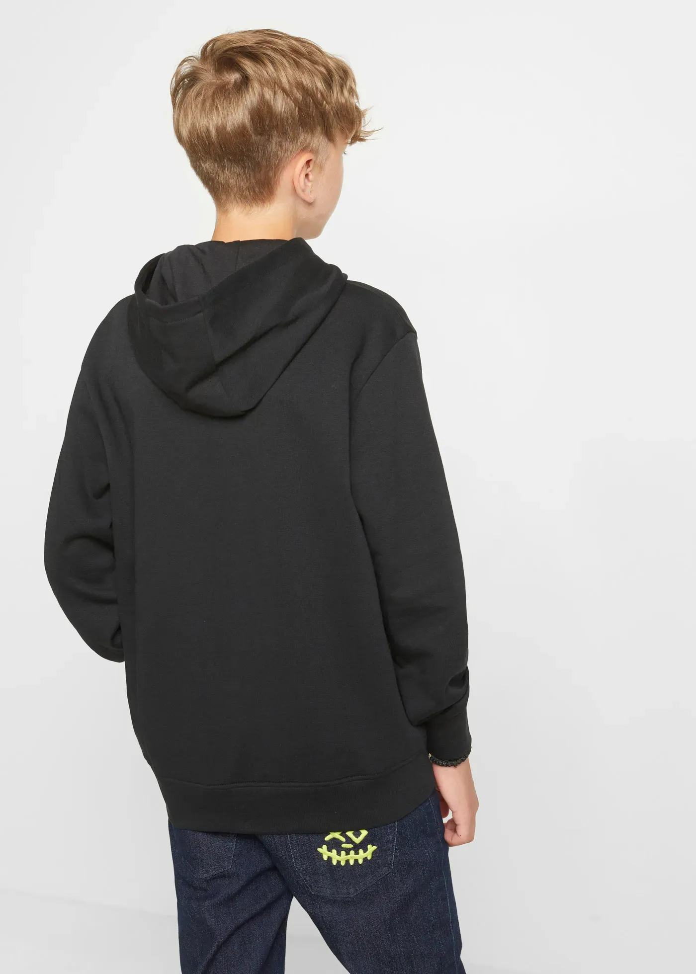 Hoodie BONPRIX, Jungen, Gr. 152/158, schwarz (schwarz bedruckt), Sweatware, Obermaterial: 60% Baumwolle, 40% Polyester. Kapuzenfutter: 100% Baumwolle, unifarben, Basic hüftbedeckend, Rundhals, Rippbündchen, Sweatshirts Hoodie, mit coolem Print, aus Baumwoll-Mix, mit Kapuze