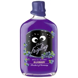 Kleiner Feigling Feinster Vodka mit Blaubeere 15% Vol. 0,5 l
