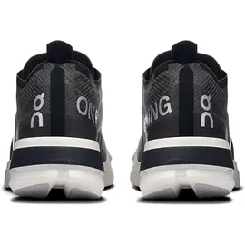 On Cloudboom Strike Herren Black / White 45