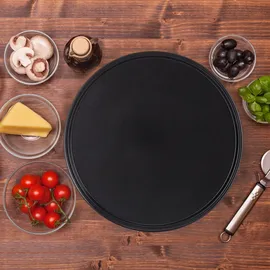 Relaxdays Pizzablech, 2er Set, rund, antihaftbeschichtet, Pizza & Flammkuchen, Carbonstahl, Pizzaform, ca. 1 cm (h) x 32 cm, grau,