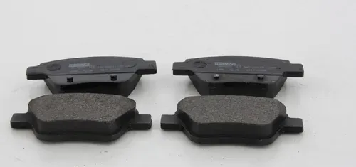 TRISCAN Bremsbelagsatz, Scheibenbremse 811029086 für VW