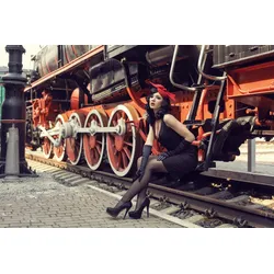 Fototapete PAPERMOON "EISENBAHN-LOKOMOTIVE ZUG BAHNGLEISE RETRO DESIGN MODEL", bunt, B:2,50m L:1,86m, Vlies, Tapeten