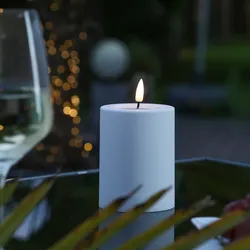LED Stumpenkerze MIA - Kunststoff - realistische 3D Flamme - H: 10cm - D: 7,5cm ...