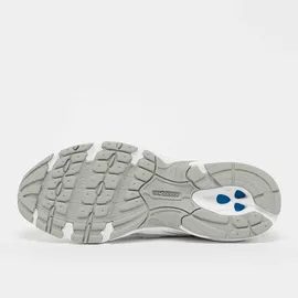 New Balance 740 Weiß 41,5