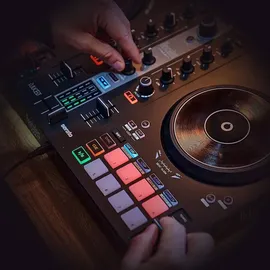 Hercules DJControl Inpulse 300 MK2