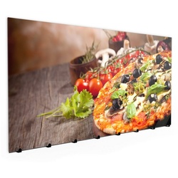 Primedeco Garderobenpaneel Magnetwand und Memoboard aus Glas Pizza Napoli mit Basilikum braun