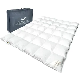 Klosterdorf Bettenmanufaktur Premium Ganzjahresdecke - ''Typ Eiderdaune'' - 240x220 cm - 820 Gramm - LEICHT - Daunendecke - Bettdecke - Handarbeit aus Deutschland - Für einen gesunden Schlaf
