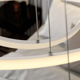 LUCANDE LED-Pendellampe Ezana aus drei Ringen, weiß