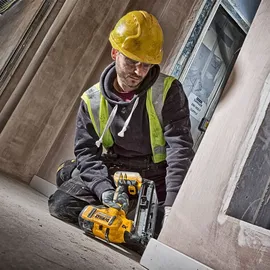 DeWalt DCN 660 N Akku-Nagler 18V 32 - 63mm