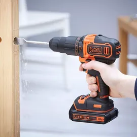 Black & Decker BCK22S1S-QW Handbohrmaschine