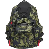 OAKLEY Bathroom Sink Rc Rucksack Tiger Camo green -