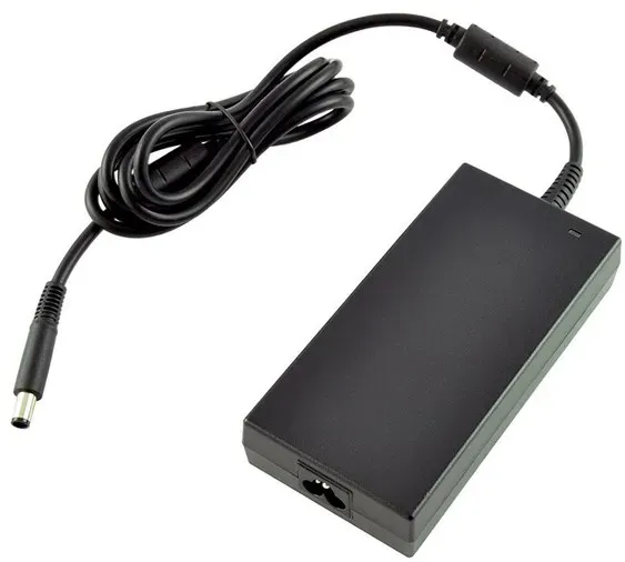 - Netzteiladapter