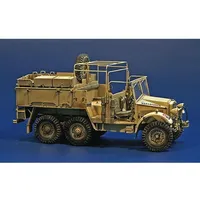 Plus Model British Artillery Tractor CDSW 30-CWT
