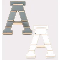 BOARTI Kinderregal Buchstabe A hängend für Toniebox und Tonie Figuren platzsparendes Regal Maße: H. 54 x B. 49 x T. 19 cm Wandregal für Musikbox und Figuren Aufbewahrung mit Magneteinsätzen Aufbewahrungsregal Holz