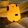 IDENA 40386 - LED Nachtlicht Capybara, Lampe aus Silikon mit Farbwechsel und Dimmer, ca. 11 cm groß, wiederaufladbar, USB Ladekabel inklusive, Beige