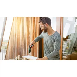 Bosch IXO 7 inkl. 1 x 2,0 Ah + Bit-Set 06039E000B