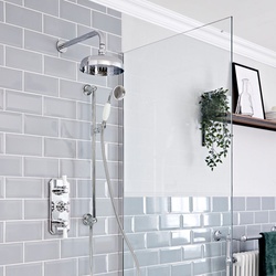 Duschsystem mit Unterputz-Thermostat & Funktionen wählbar - Unterputz-Dusche in Chrom/Weiß - Elizabeth, von Hudson Reed