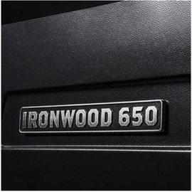 Traeger Ironwood 650 schwarz