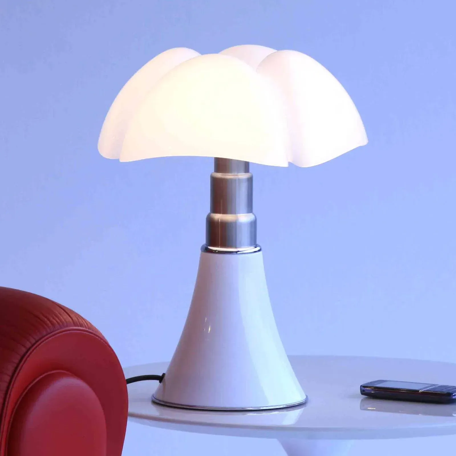 Martinelli Luce Design Tischlampe Minipipistrello, dimmbar, weiß / opal, für Wohn- / Esszimmer, Edelstahl, Design, Tischlampe - 27 cm - 27 cm - 35 cm