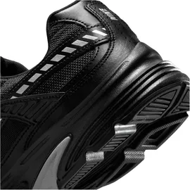 Nike Initiator Herren Black / Metallic Silver / Black 45,5