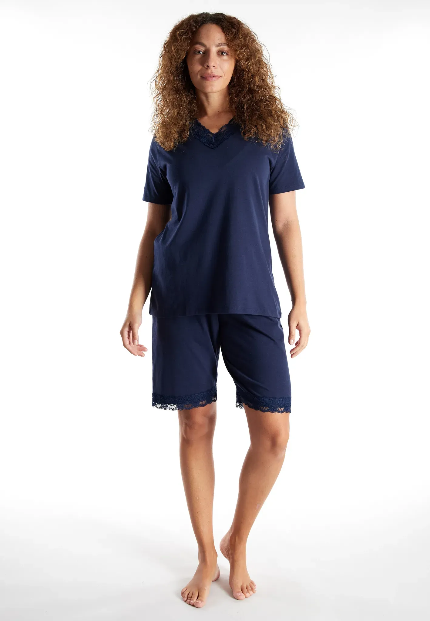 Shorty GÖTZBURG, Damen, Gr. 50, blau, mittel, uni, Single Jersey, Obermaterial: 60% Baumwolle, 40% Polyester, bequem kurz, V-Ausschnitt, Homewear-Sets Shorty, mit Spitze, Kurzarm, V-Ausschnitt, Baumwollmix