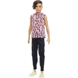 Barbie Fashionistas Ken im Kapuzenpulli mit Blitz