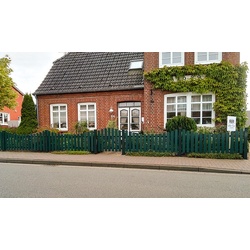 Kunststoff Gartenzäune Föhr - Gartenzaun Serie aus Vollkunststoff in Grün mit und ohne Bogen