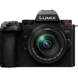 PANASONIC Lumix G DC-G9M2M Kit Digitalkamera mit Objektiv 12 – 60 mm, 7,6 cm Display Touchscreen, WLAN