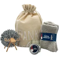 kda Geschenkset Weihnachtszeit – Leinensäckchen 30x20 cm mit Kuschelsocken Wichtel, Wichtelkerze & Filz-Untersetzer Rentier/Schaf, Wichtelgeschenk für Frauen & Männer