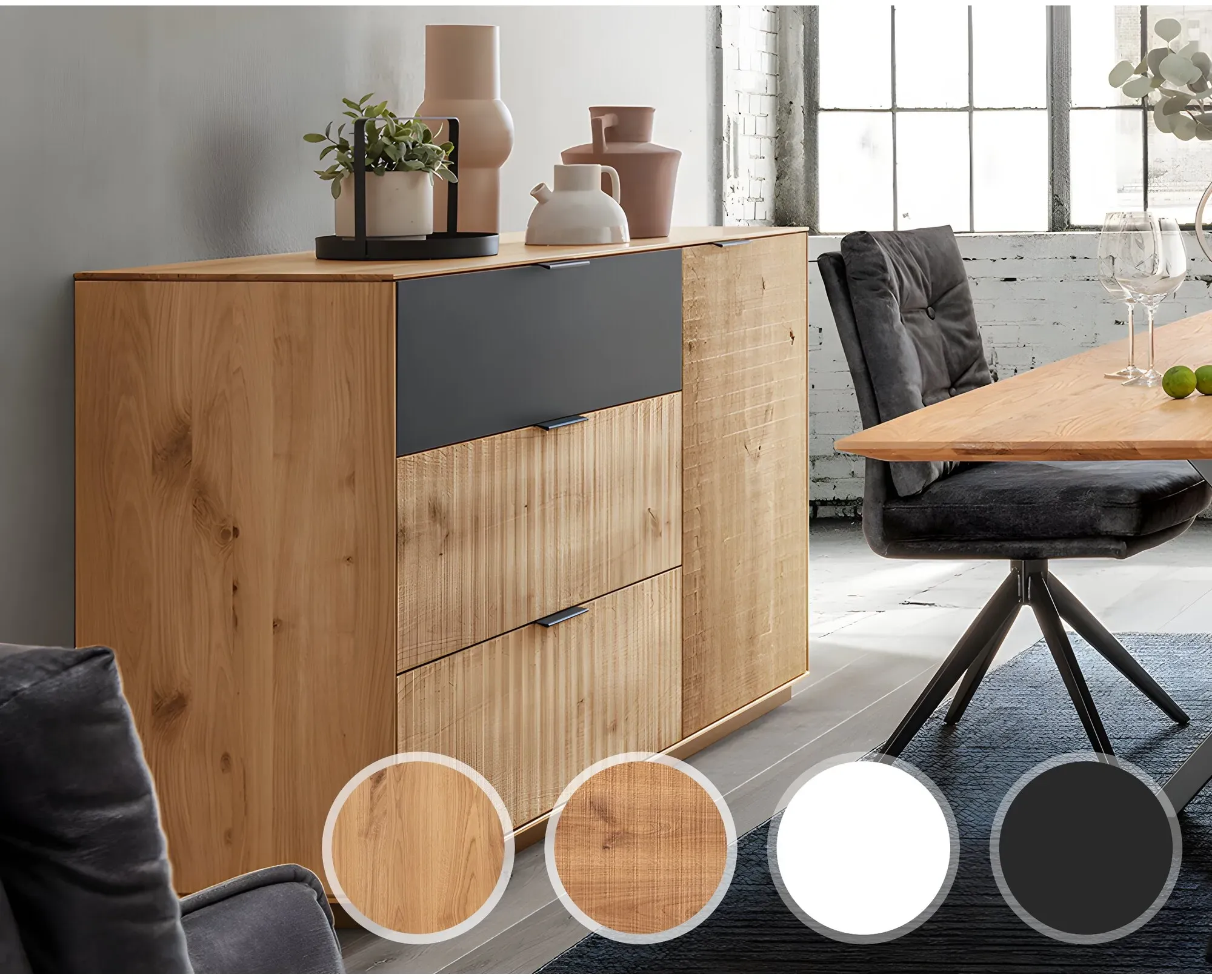 Massivholz »Lugano« Sideboard I mit Holzsockel glatte Front / glatte Front