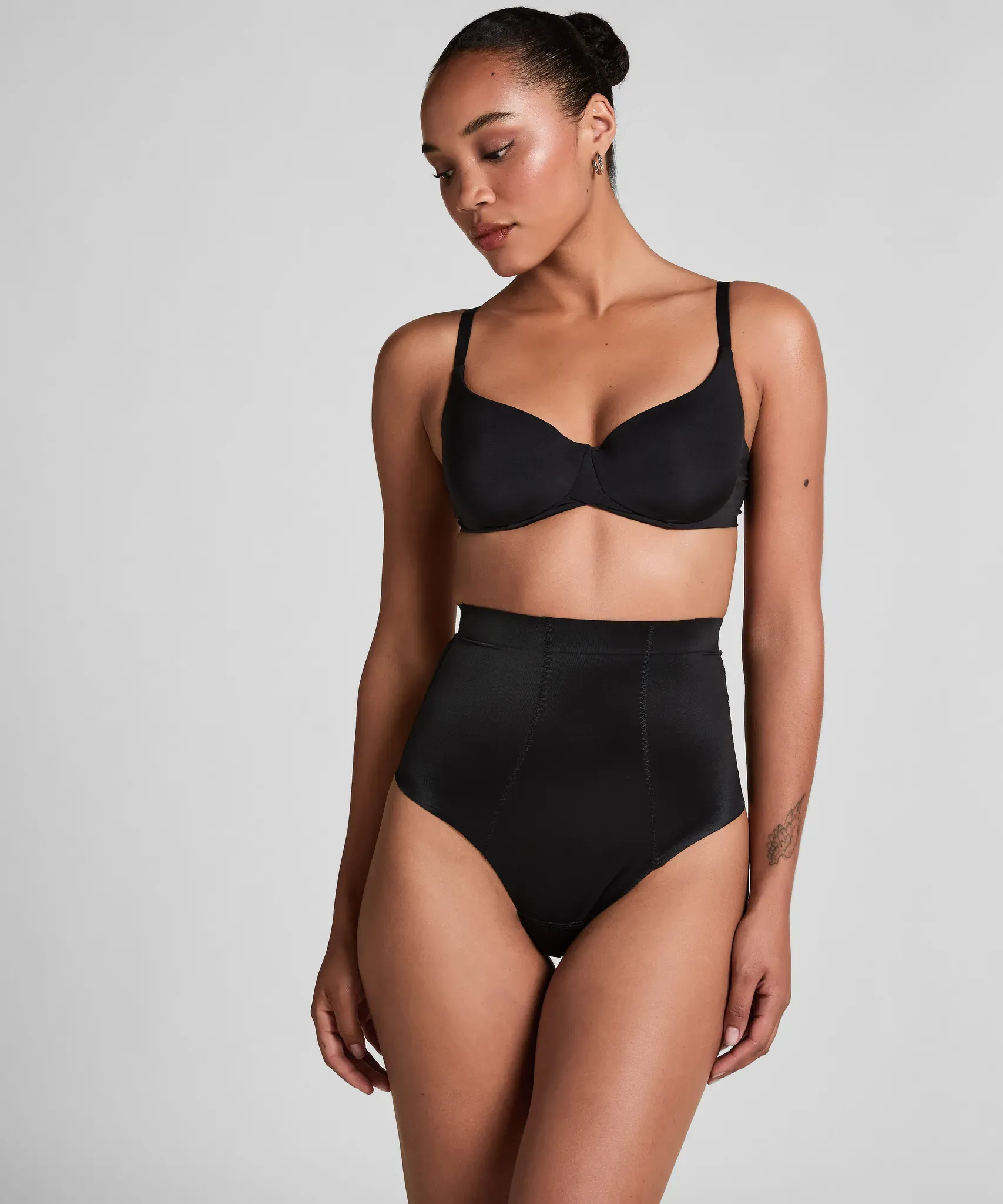 String HUNKEMÖLLER 