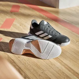 adidas Ligra 8 Indoor Core Black / Cloud White / Cloud White 41 1/3